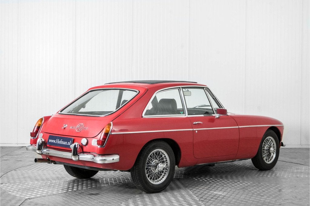 MG B 1.8 GT (bj 1967), B, Achterwielaandrijving, Gebruikt, 4 cilinders