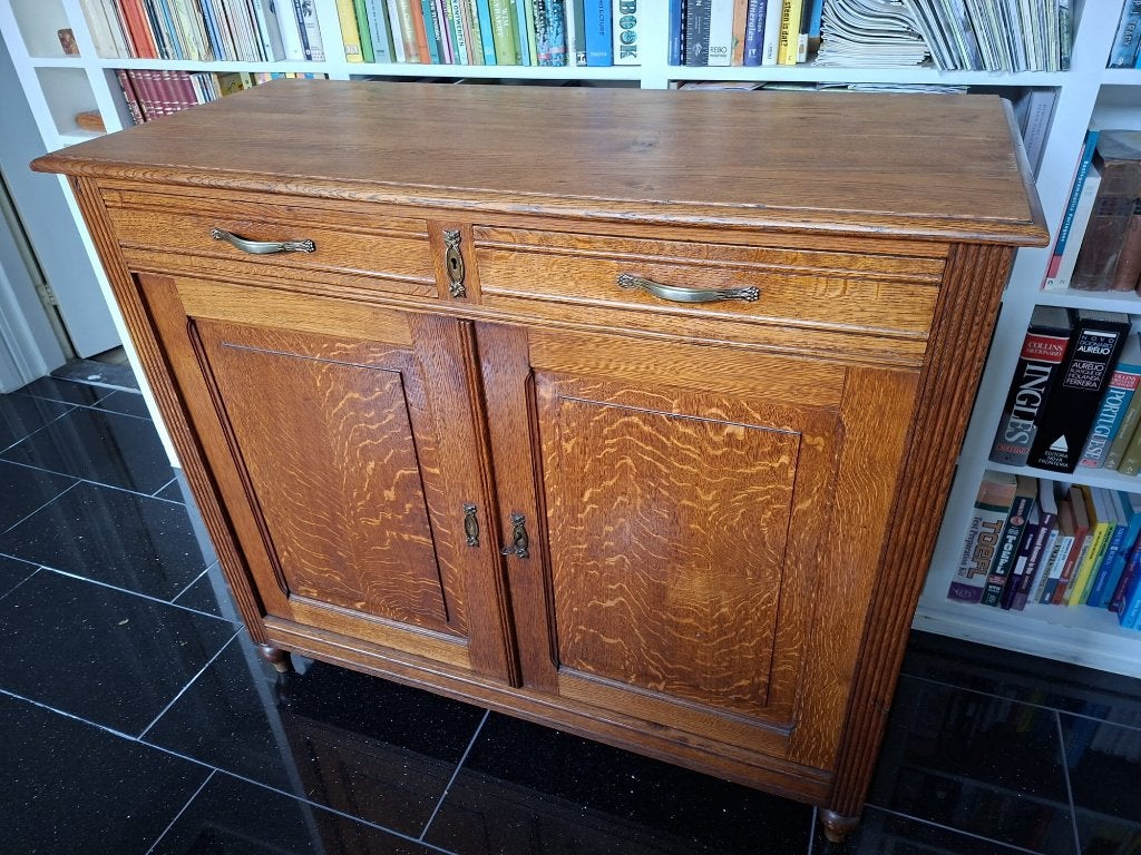 Strak art deco dressoir, Ophalen