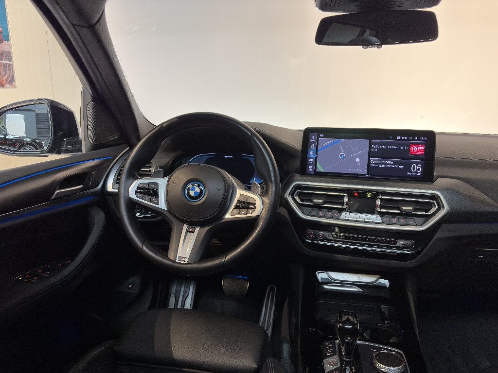 Foto 12 van BMW X3 Xdrive30e 292pk M-Sport/ H&K/ Head-up/ Pano/ Trekhaak