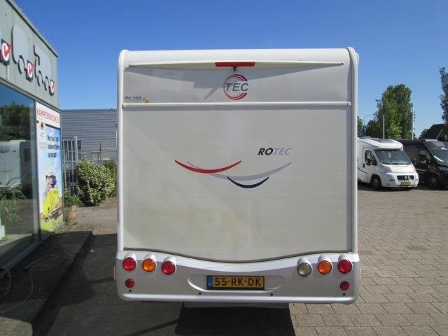 Tec ROTEC 5850TI Compacte camper, Rijksweg 49 B
1906 BD  Limmen, NL, T.E.C., Info@acc-service.nl, Koelkast