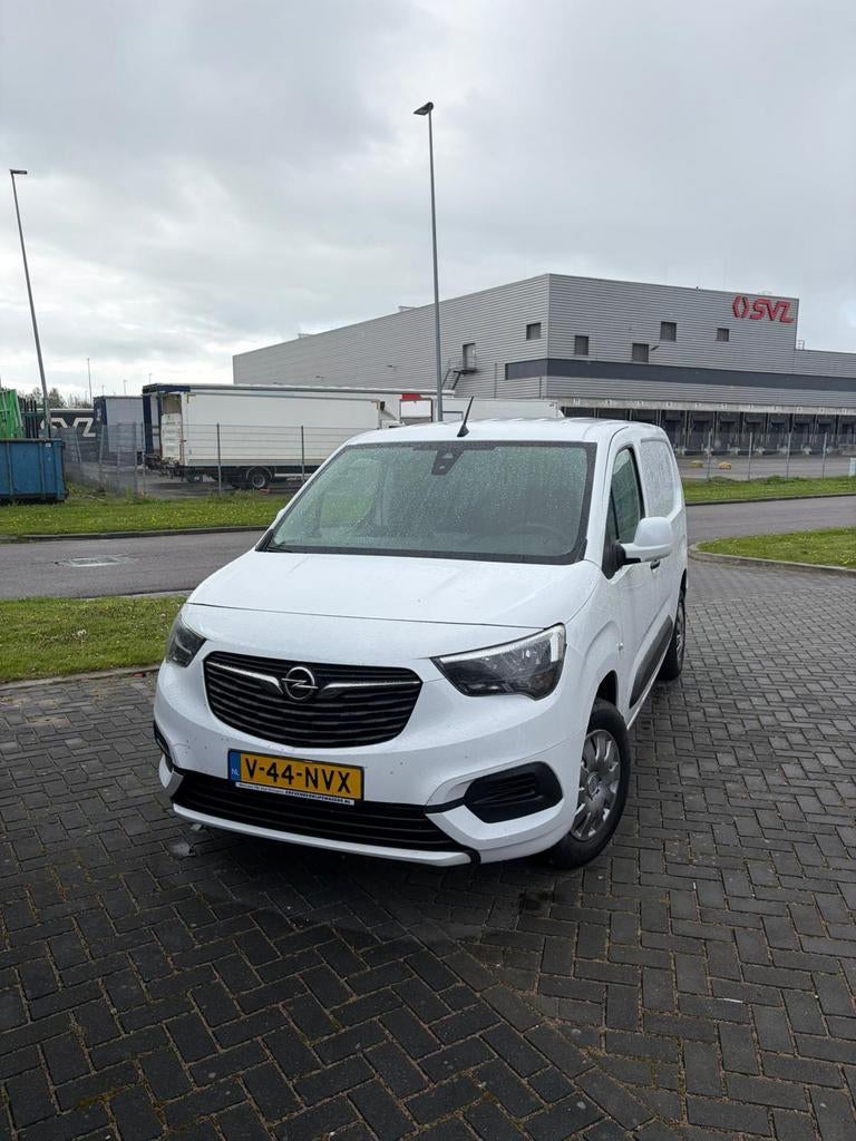 Zwarte imperiaal voor Opel Combo  bj 2019- 2027