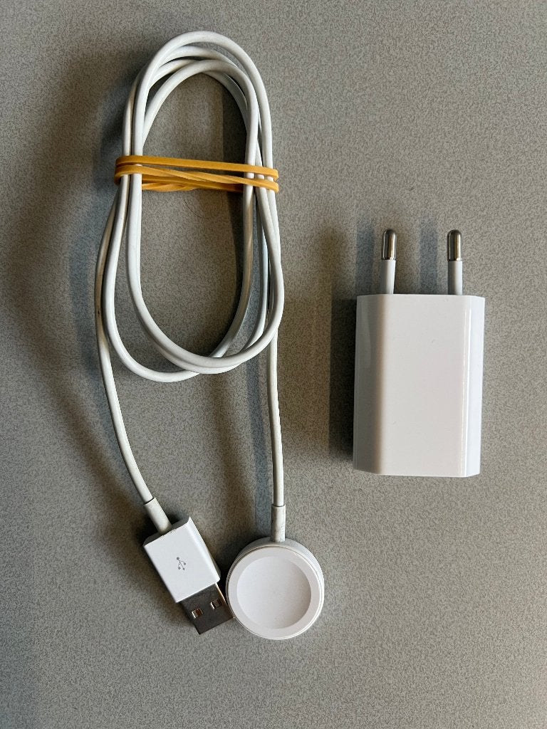Apple Watch MagSafe oplader met adapter, Ophalen of Verzenden, Zwart, IOS