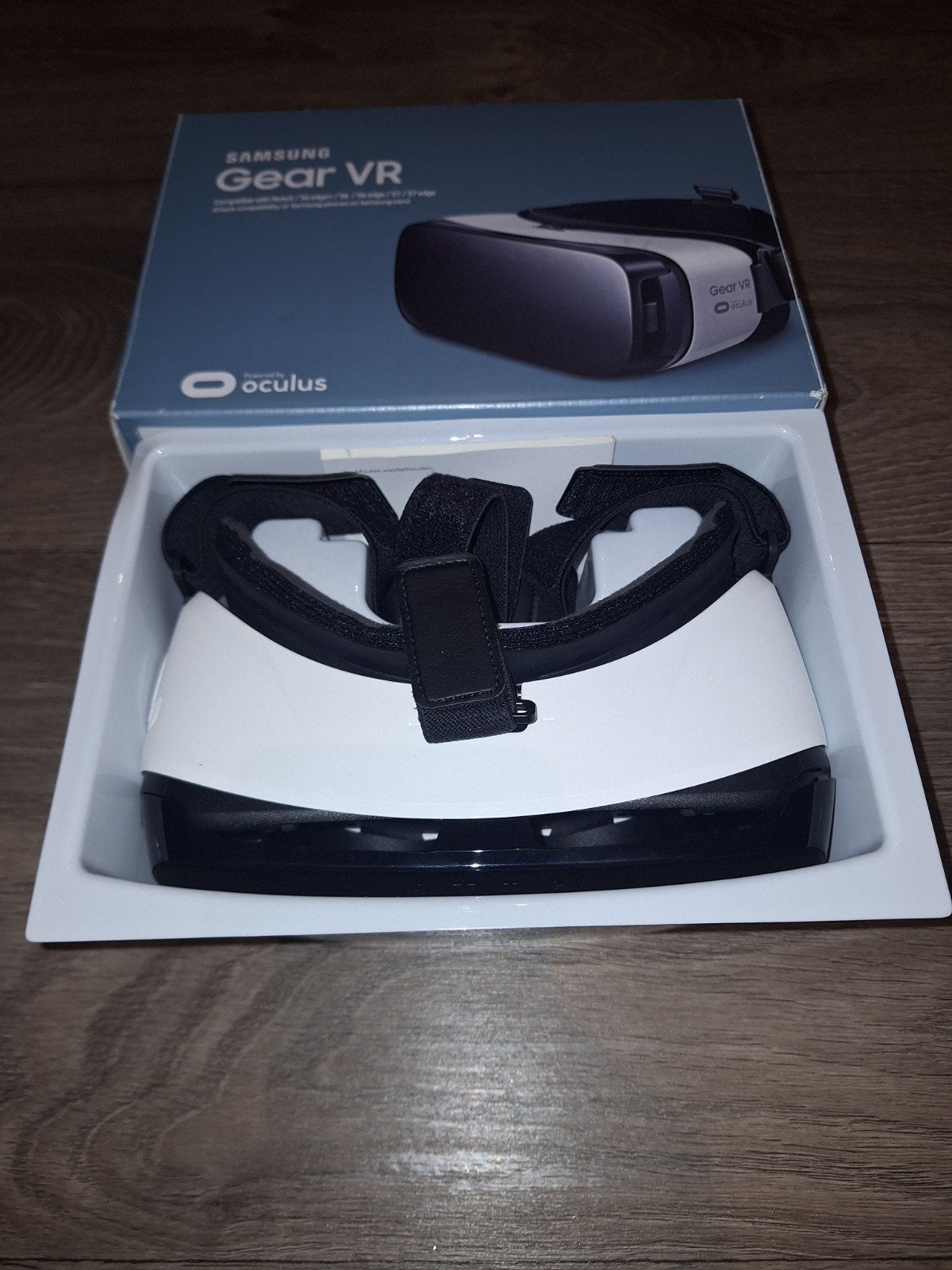 Samsung Gear VR met Oculus - Virtual Reality Bril, Ophalen of Verzenden, Zo goed als nieuw, VR-bril, Telefoon