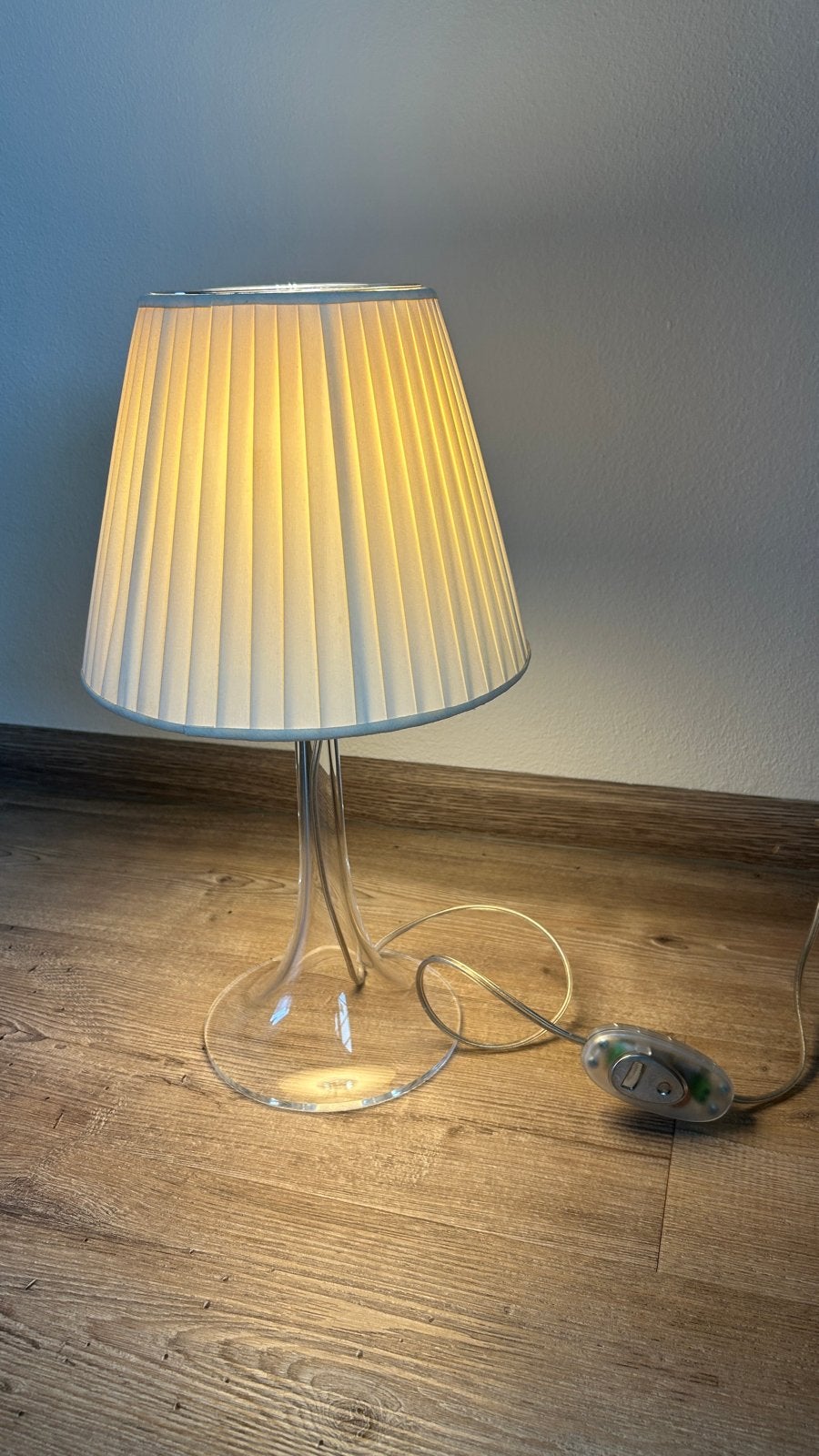 Flos Miss K T Soft Tafellamp - Philippe Starck Design, Ophalen of Verzenden, Gebruikt, Kunststof, 50 tot 75 cm