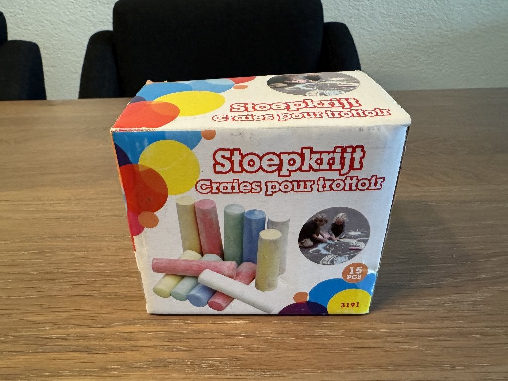 Stoepkrijt - 15 stuks - nieuw in de verpakking, Ophalen of Verzenden, Nieuw