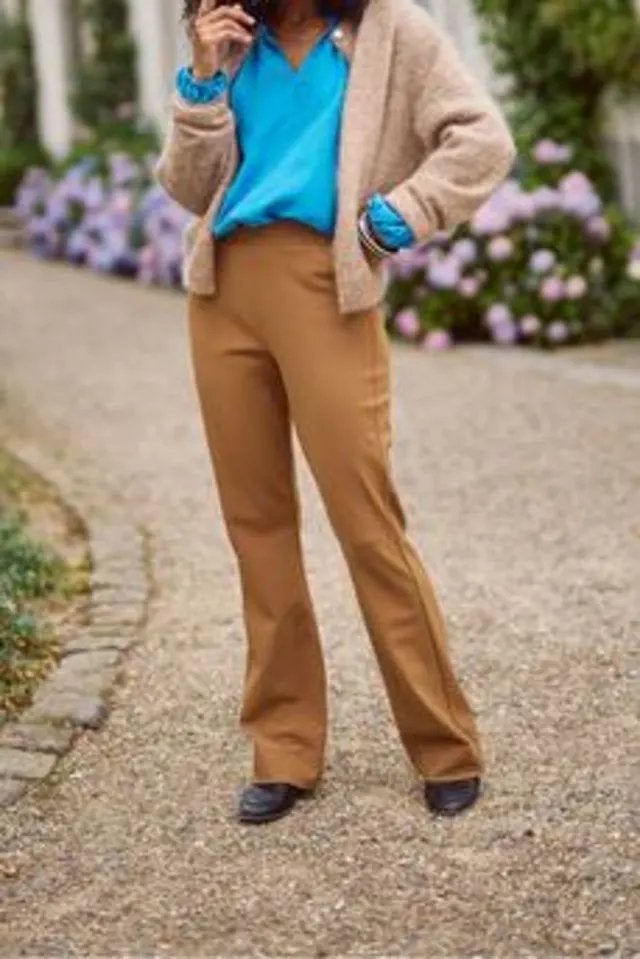 Studio Anneloes flared bonded broek caramel travelstof XL, Beige, Maat 46/48 (XL) of groter, Ophalen of Verzenden, Zo goed als nieuw
