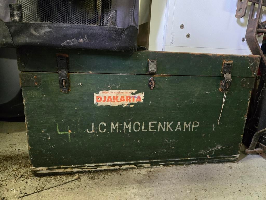 Vintage postkist uit Indonesië - J.C.M. Molenkamp, Minder dan 50 cm, Gebruikt, 50 tot 100 cm, Minder dan 50 cm