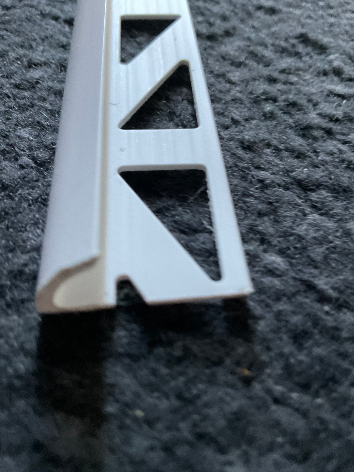 Tegel afsluitprofiel kwartrond PVC wit 9 mm bij 200 cm, Ophalen, Nieuw