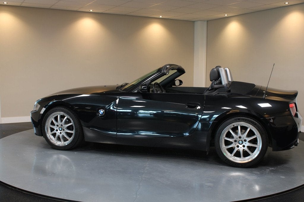 BMW Z4 Roadster 2.0i Executive *Leer* Stoelverw.|Cruise|18'', Auto's, BMW, 13 km/l, 4 cilinders, Zwart, Leder