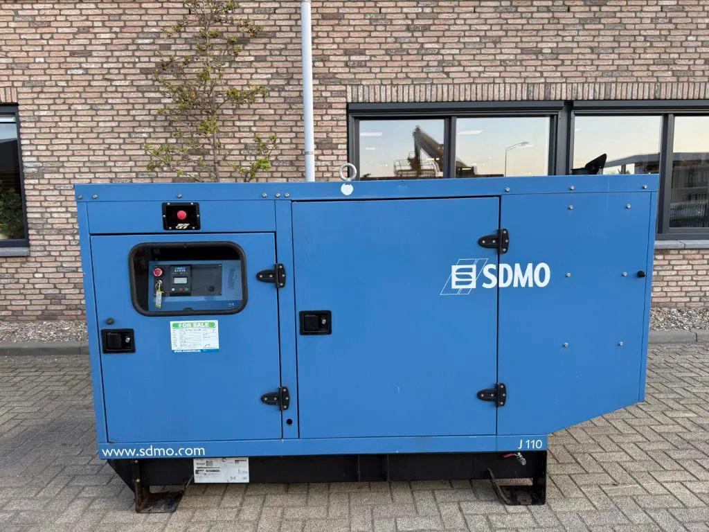 SDMO J110 John Deere Leroy Somer 110 kVA Silent Noodstroom A, Ophalen of Verzenden