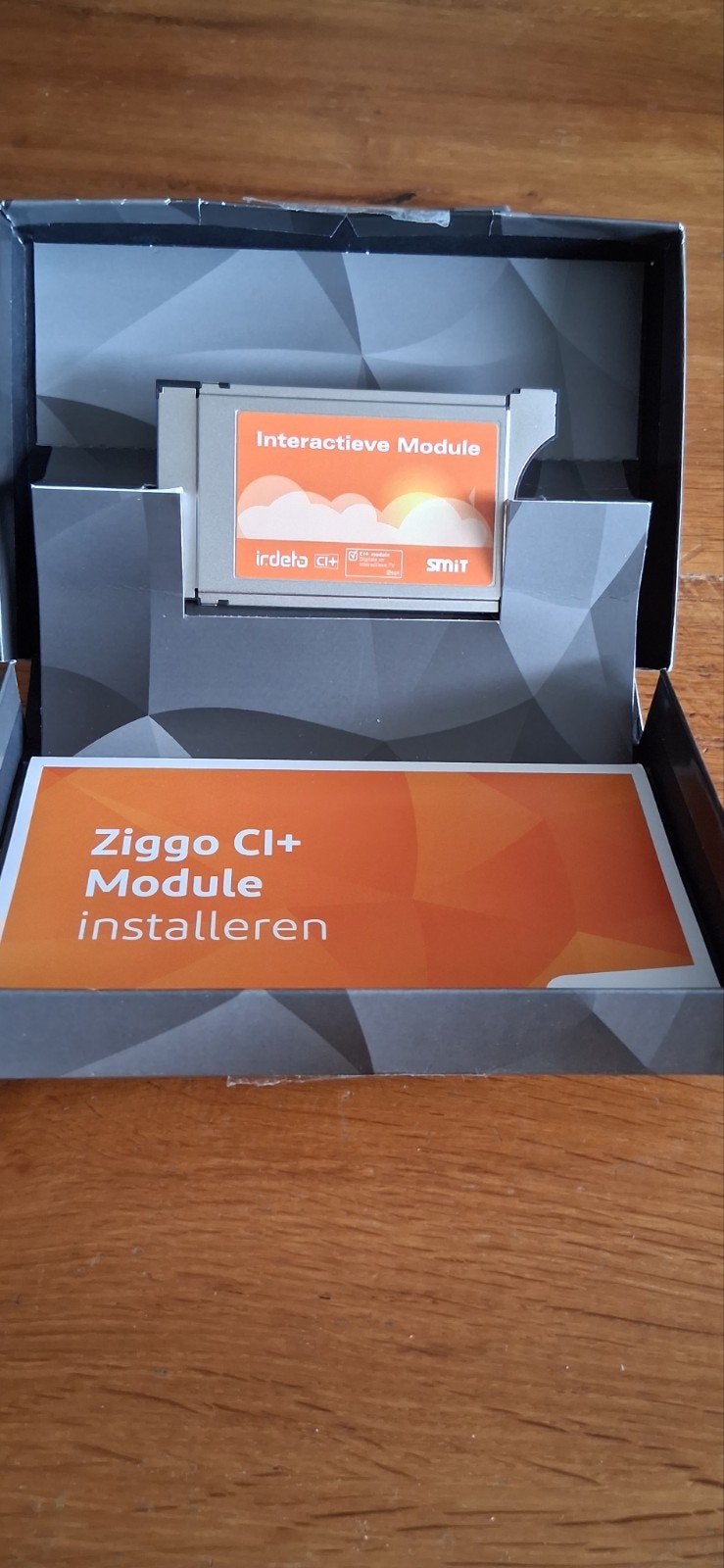 Ziggo CI+ Module Interactieve Module Irdeto CI+, Ophalen of Verzenden, Zo goed als nieuw, Decoder