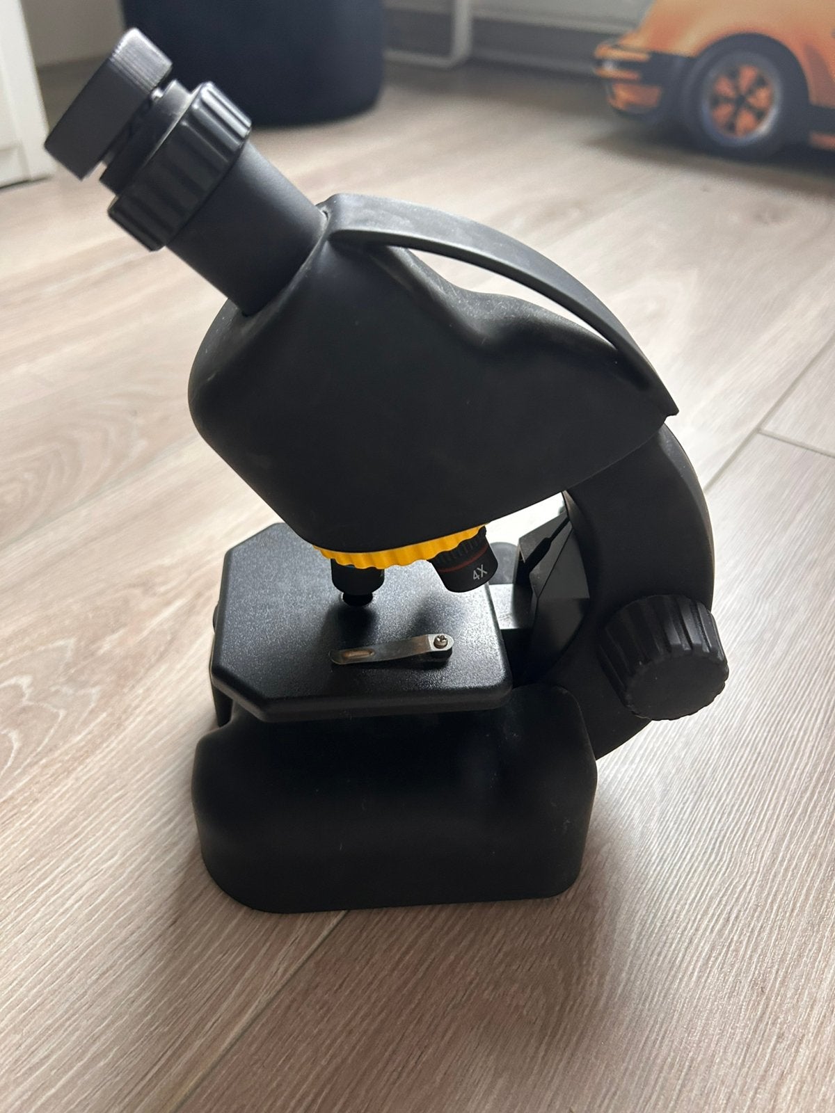 Zwarte microscoop set, geschikt voor kinderen, Ophalen, Zo goed als nieuw, 400x tot 1000x, Biologische microscoop