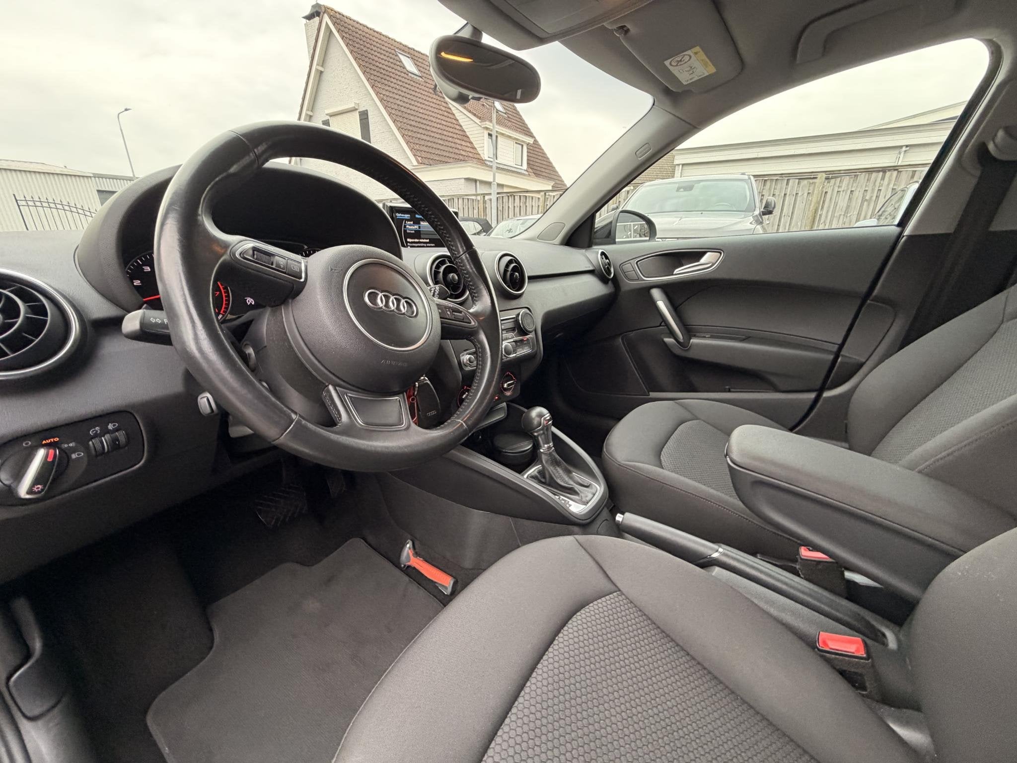 Audi A1 Sportback 1.0 TFSI Pro Line, Auto's, Dealer onderhouden, Stof, Origineel Nederlands, Bedrijf
