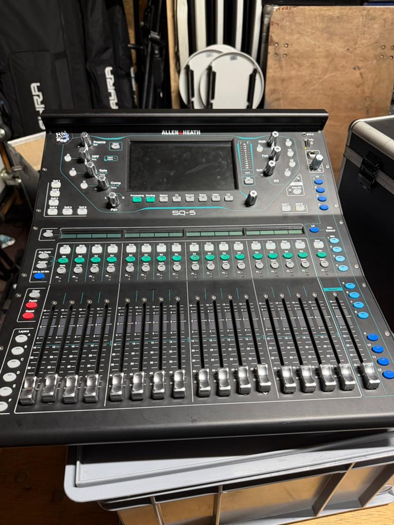 Allen & Heath SQ5, Ophalen, Zo goed als nieuw, 20 kanalen of meer