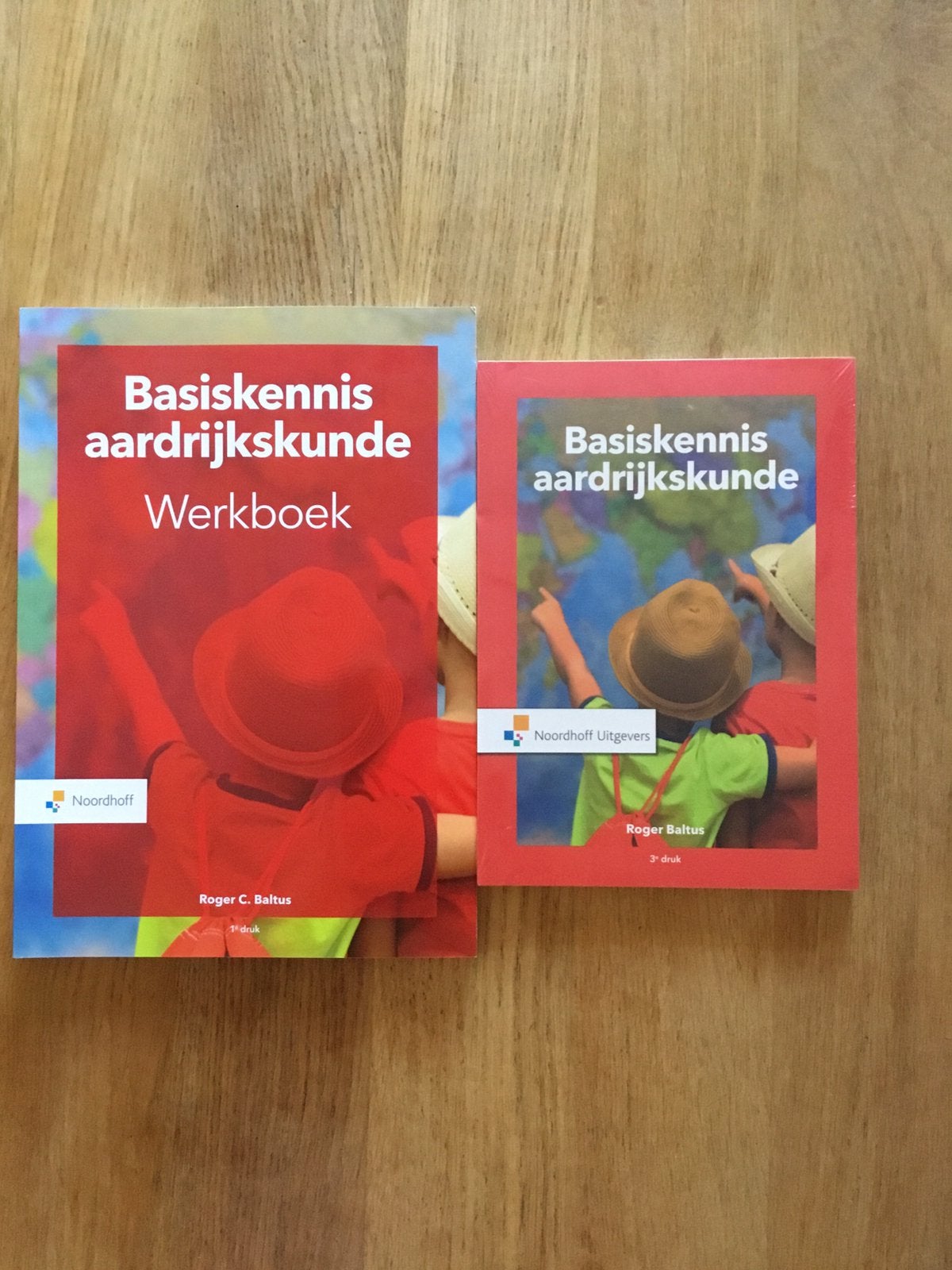 Basiskennis Aardrijkskunde (nieuw), Ophalen of Verzenden, Zo goed als nieuw, Economie en Marketing