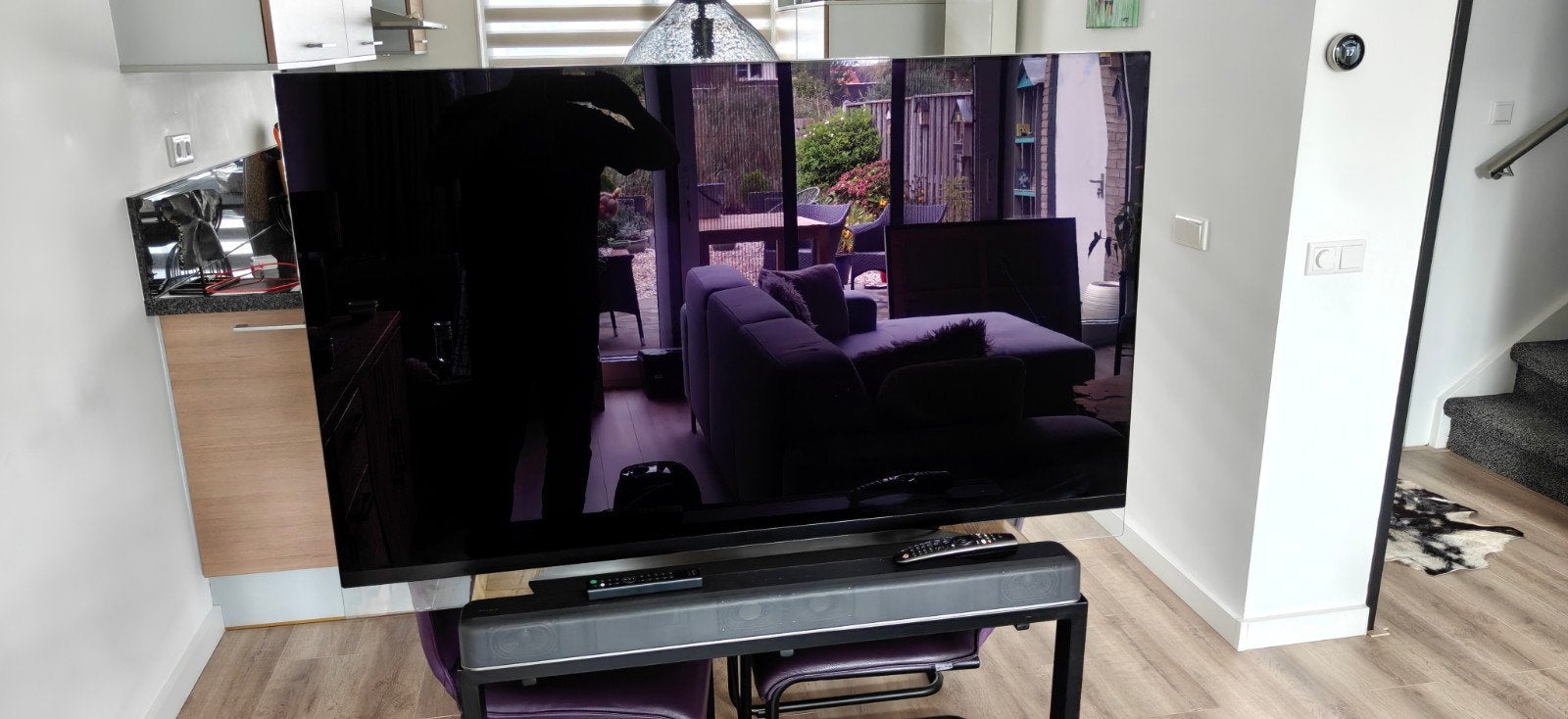 LG OLED55E8PLA 55 inch 4K OLED Smart TV met Sony Soundbar