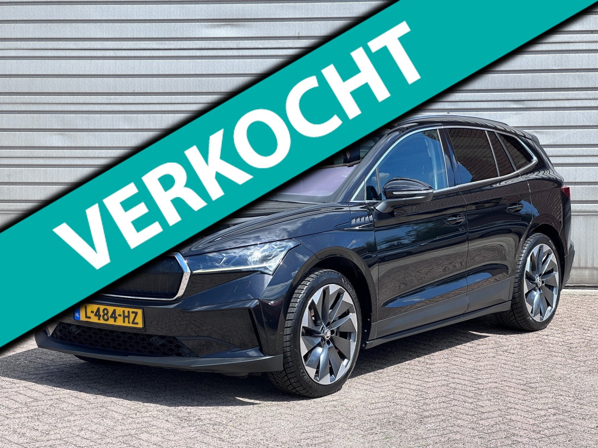 Skoda Enyaq iV 80 First Edition|Leder|Trekhaak|21"|Travel As, Auto's, Automaat, Achterwielaandrijving, Gebruikt, Zwart