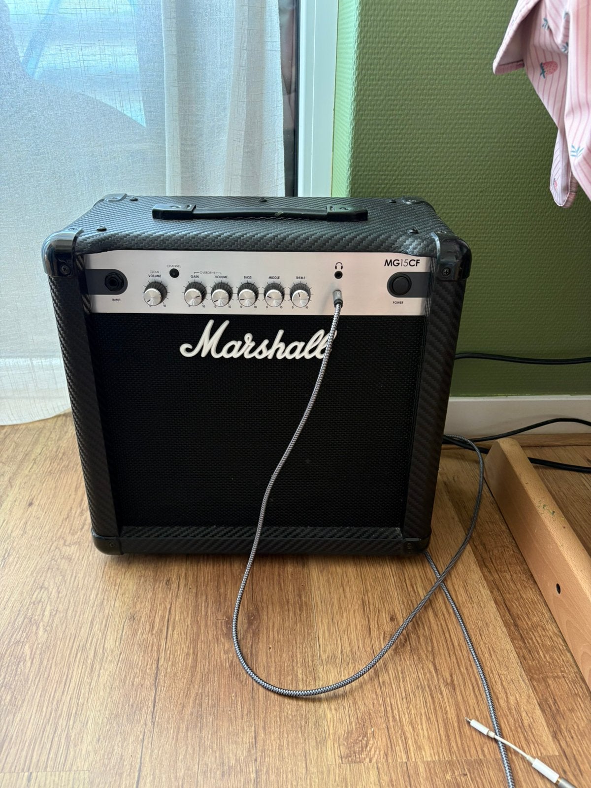 Marshall MG15CF Gitaarversterker, Ophalen, Zo goed als nieuw, Minder dan 50 watt