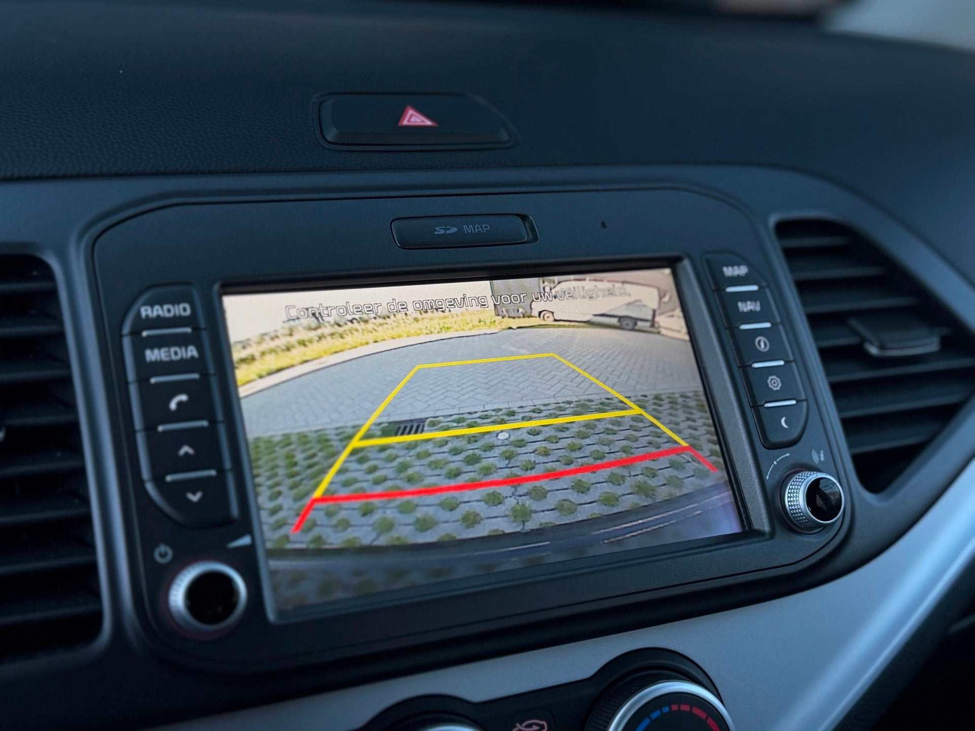Kia Picanto 1.0 CVVT ComfortPlusLine Navigator | Achteruitca, Voorwielaandrijving, Gebruikt, Euro 6, 4 stoelen