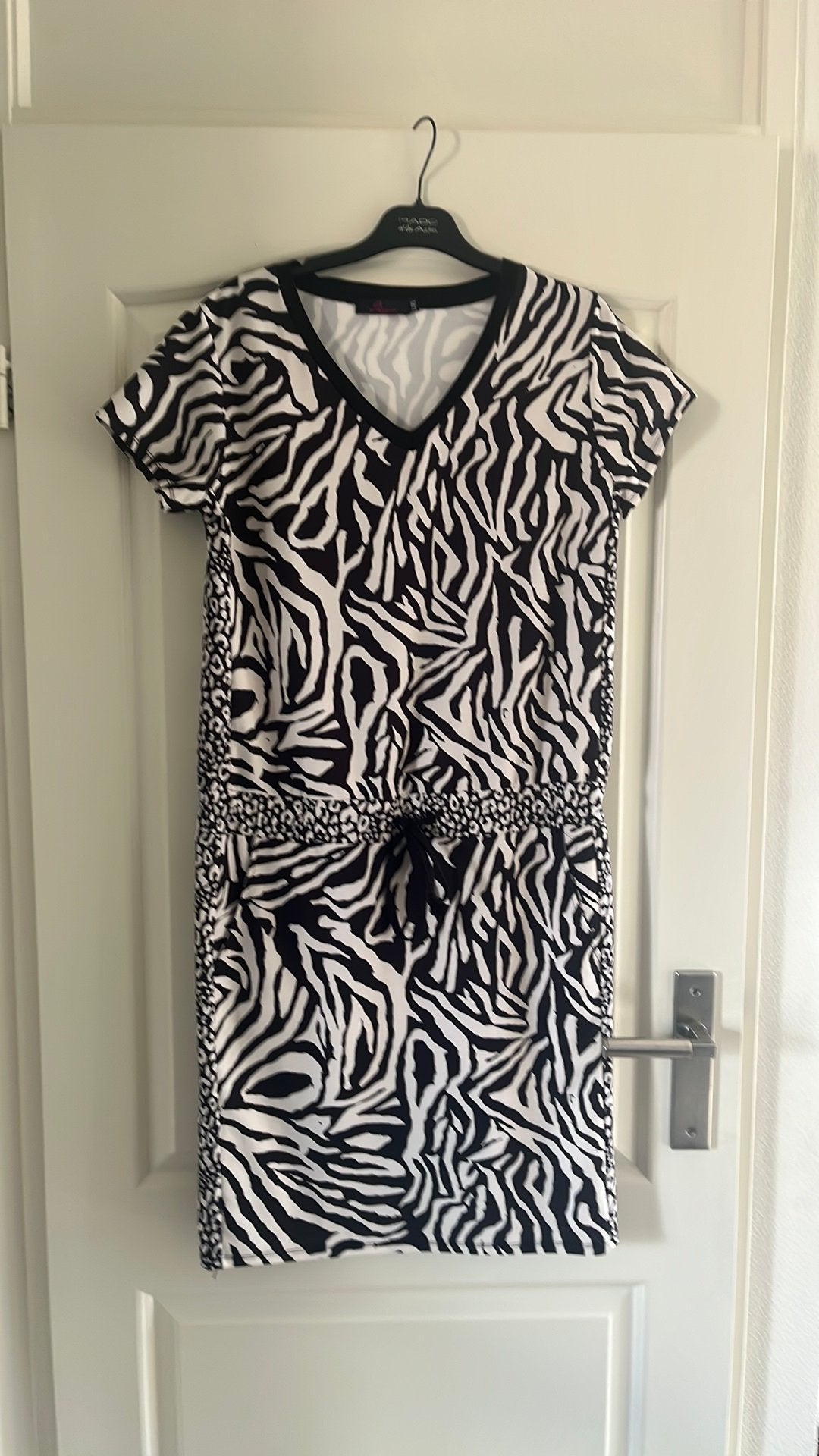 Jurkje Savinni L/XL koeieprint, Kleding | Dames, Maat 46/48 (XL) of groter, Nieuw, Onder de knie, Meerkleurig