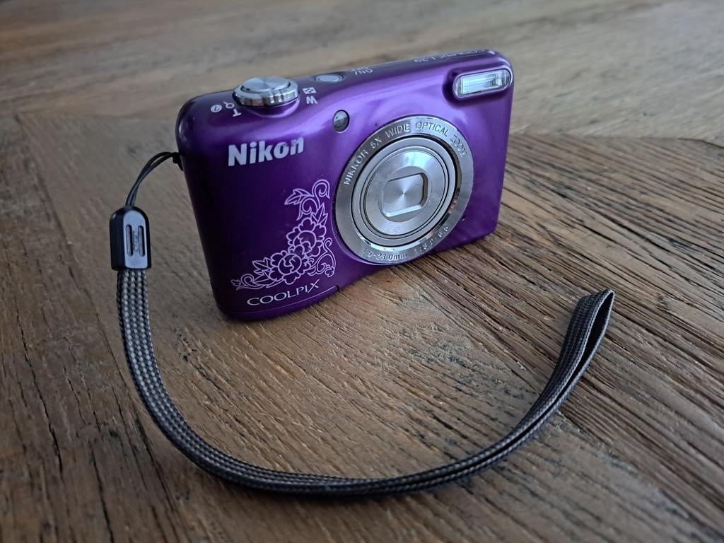 Nikon Coolpix L29 digitale fotocamera 16Mp*reparatie parts*, Gebruikt, Compact, Ophalen of Verzenden, 4 t/m 7 keer
