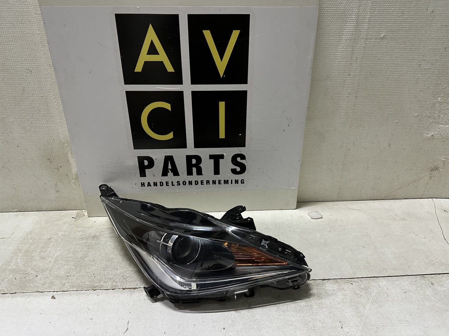 Koplamp Toyota Aygo  II origineel rechts  2014-, Auto-onderdelen, Gebruikt, -, -, Ophalen of Verzenden