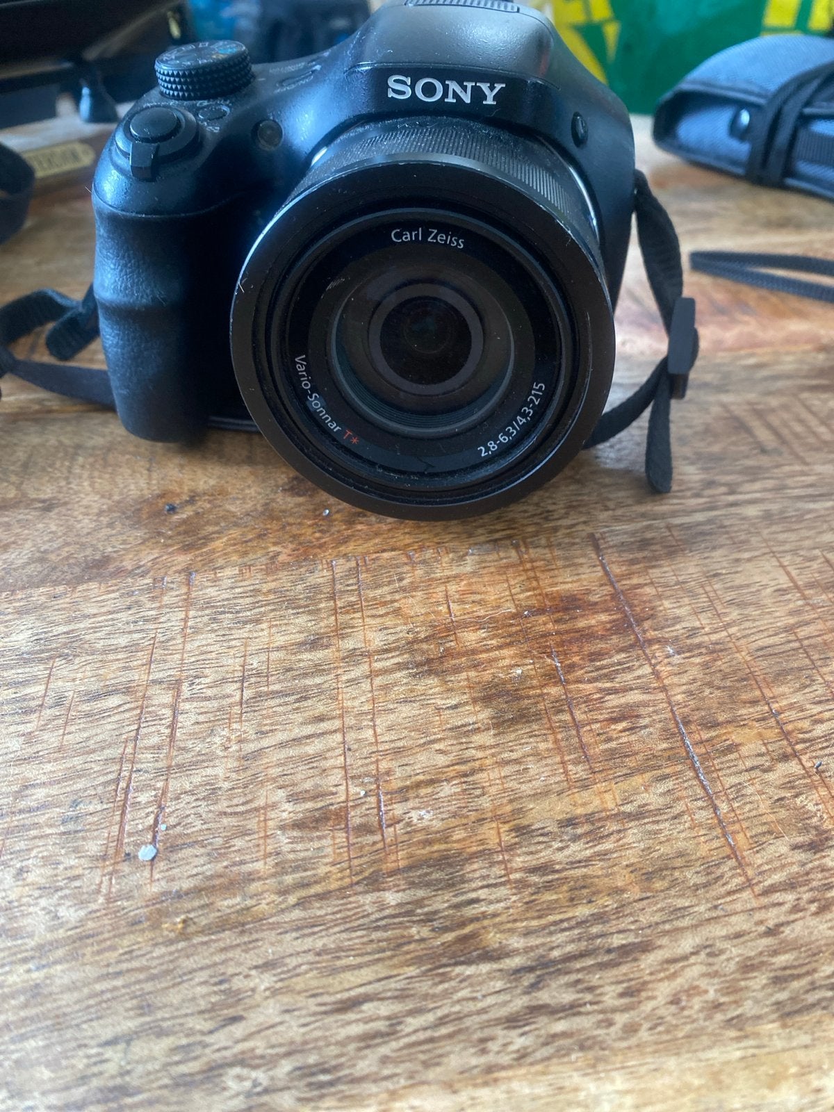 Sony DSC-HX400V Bridgecamera - 20.4 MP, Carl Zeiss lens, Ingebouwde flitser, Gebruikt, Ophalen of Verzenden, Sony