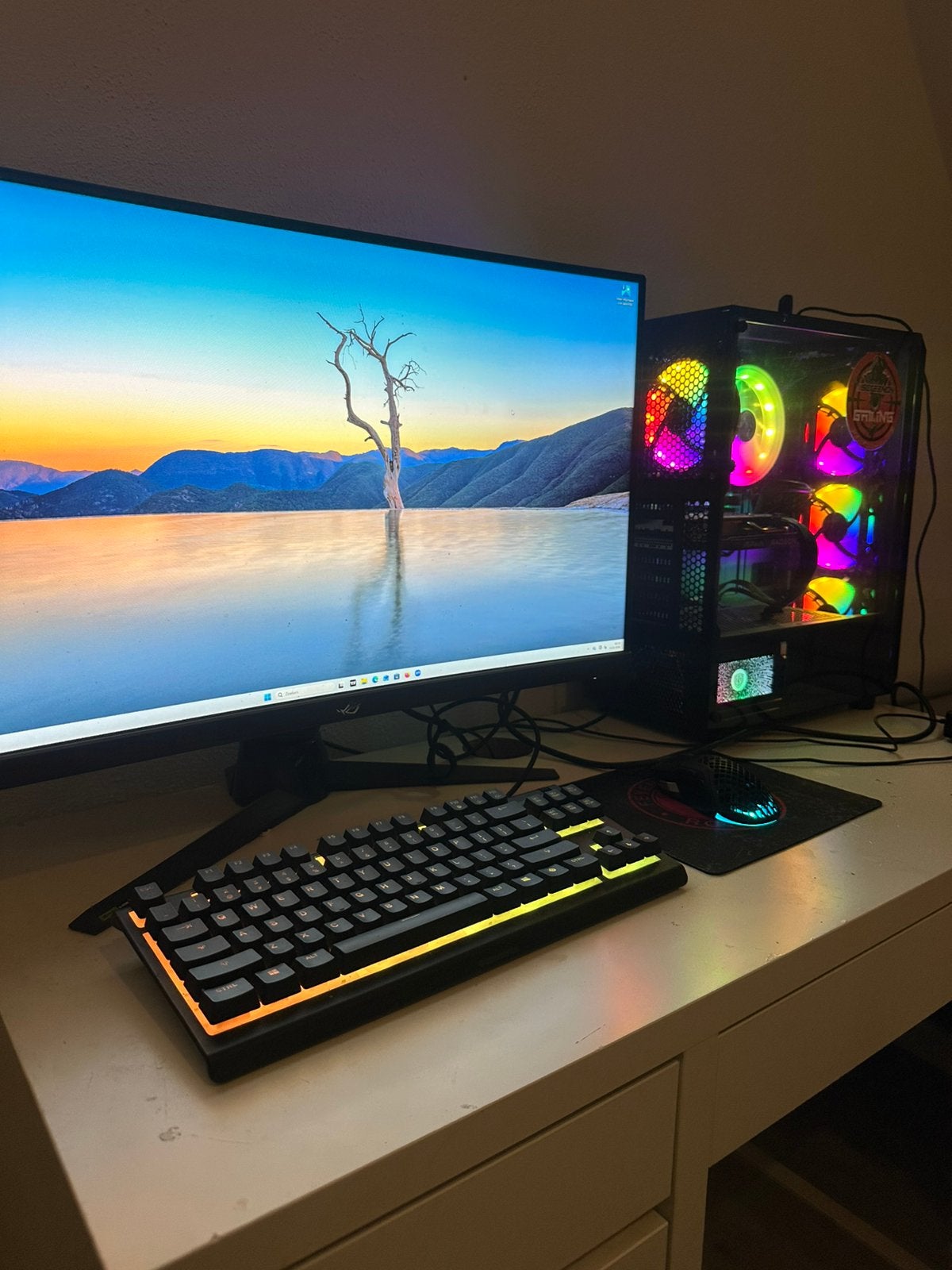 Compleet-Game PC Ryzen 5 5600G RX6500XT, Ophalen of Verzenden, Zo goed als nieuw, Gaming, SSD