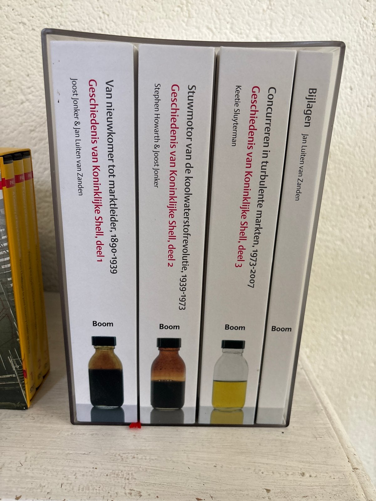 Geschiedenis van Koninklijke Shell - 3 delen + bijlagen, Boeken, Ophalen, 20e eeuw of later, Zo goed als nieuw