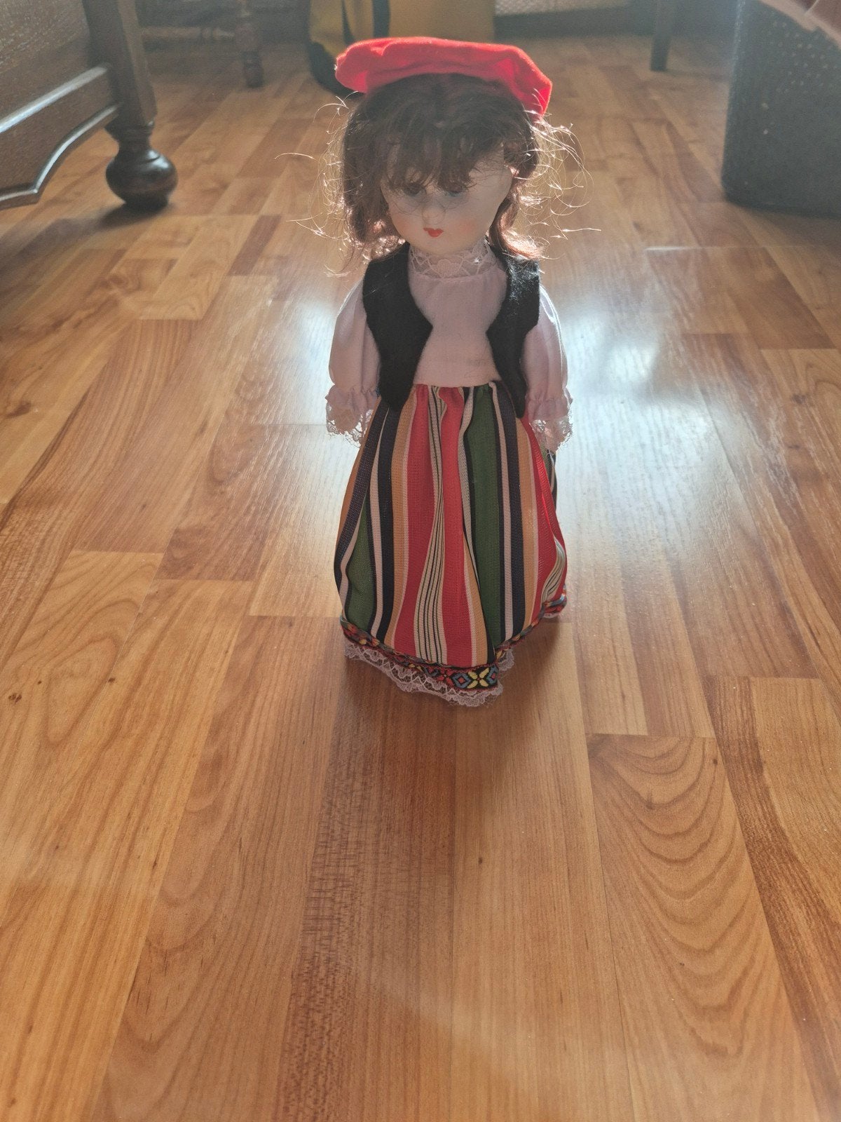 Vintage pop in traditionele klederdracht, Ophalen of Verzenden, Gebruikt, Pop