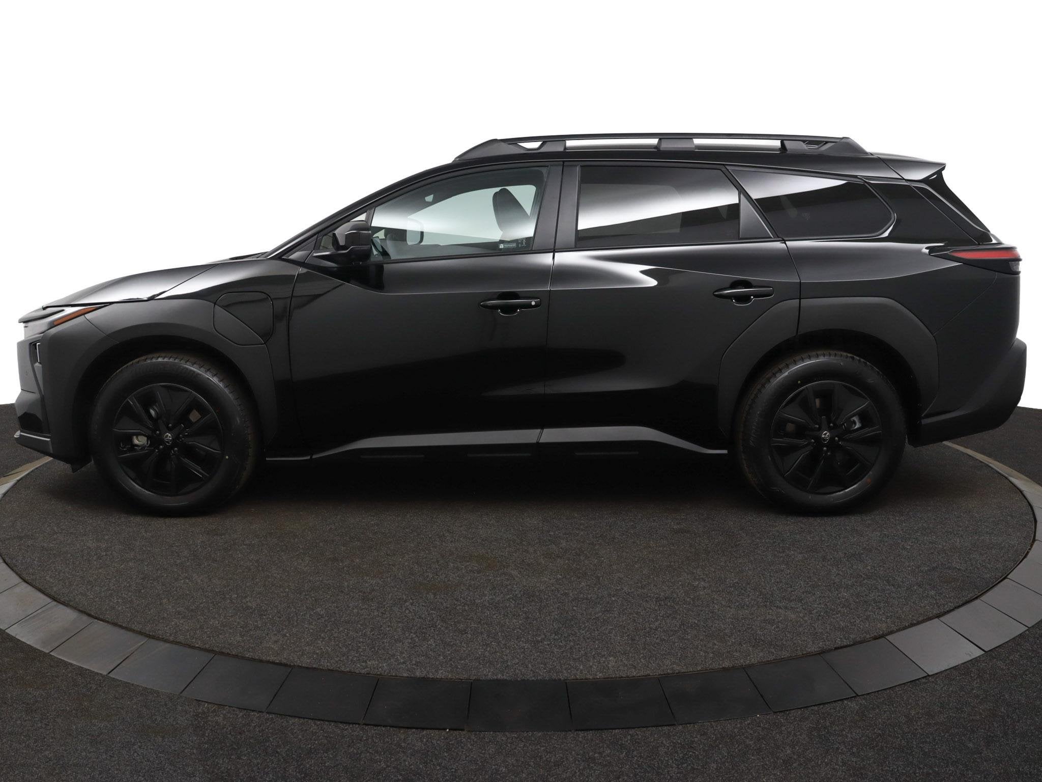 Toyota bZ4X Touring Dynamic 75 kWh | Nieuw uit voorraad leve, Auto's, Overige kleuren, 591 km, Leder en Stof, 456 min