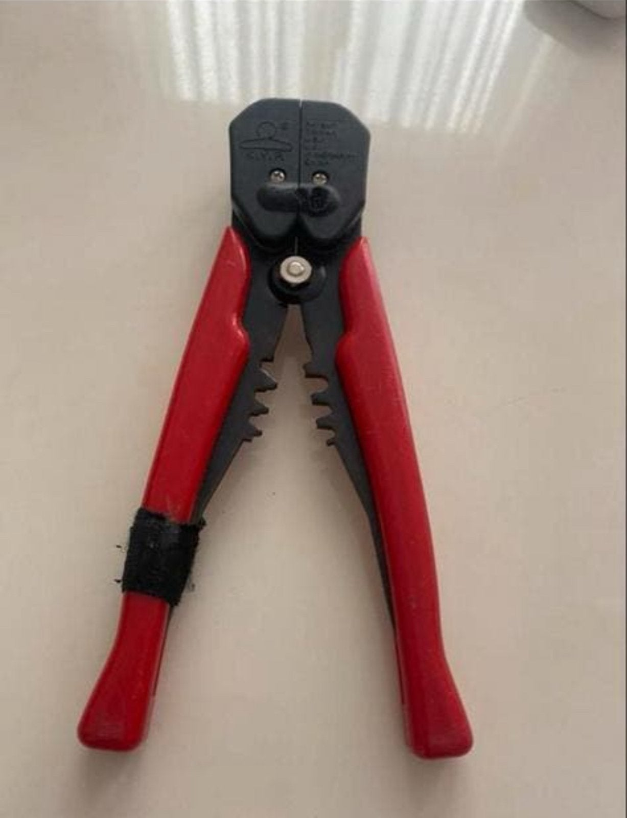 Automatische striptang - kabelstripper, Ophalen of Verzenden, Gebruikt, Tang, Overige merken