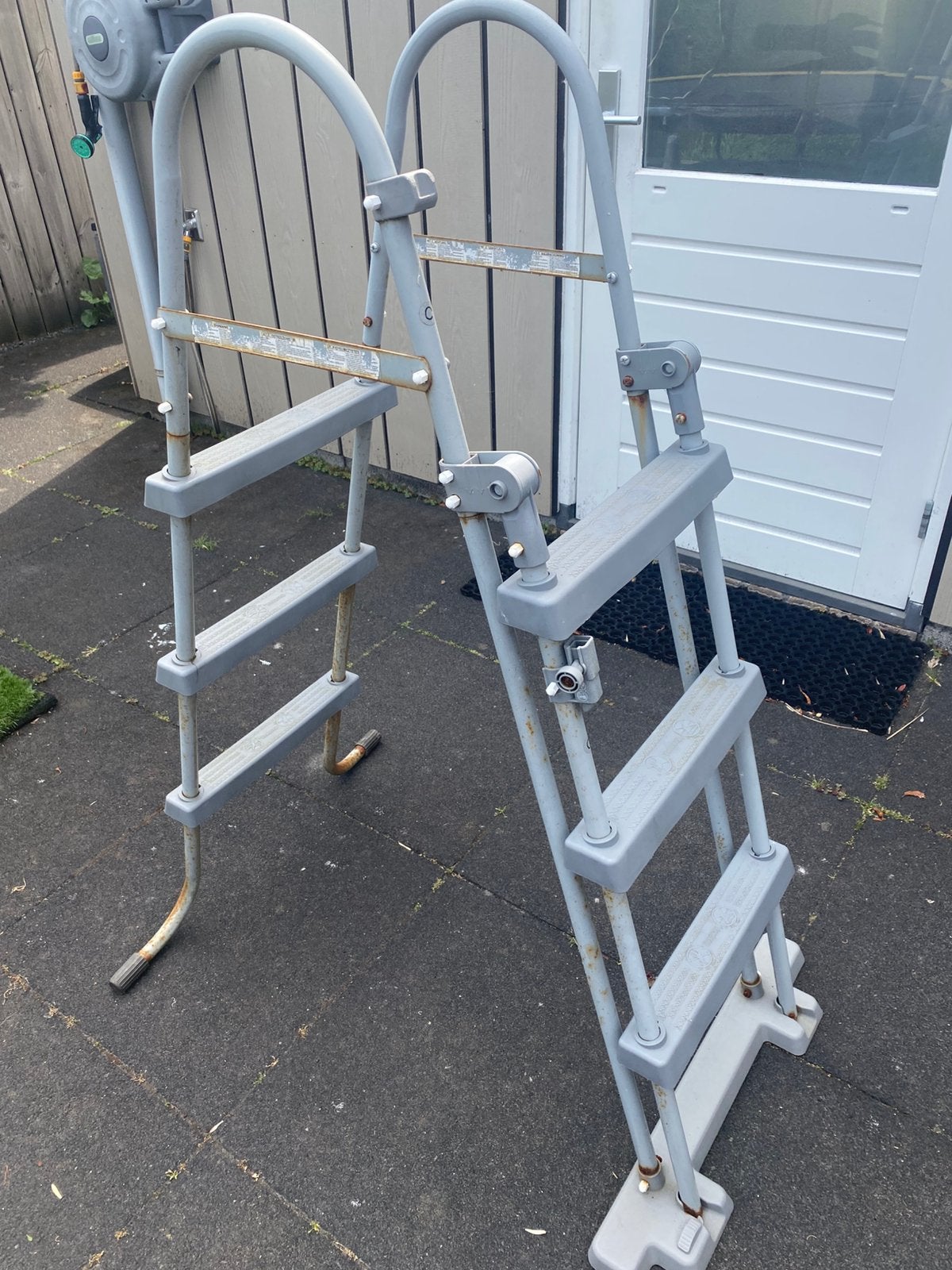 Bestway zwemtrap, Ophalen, Gebruikt, Ladder