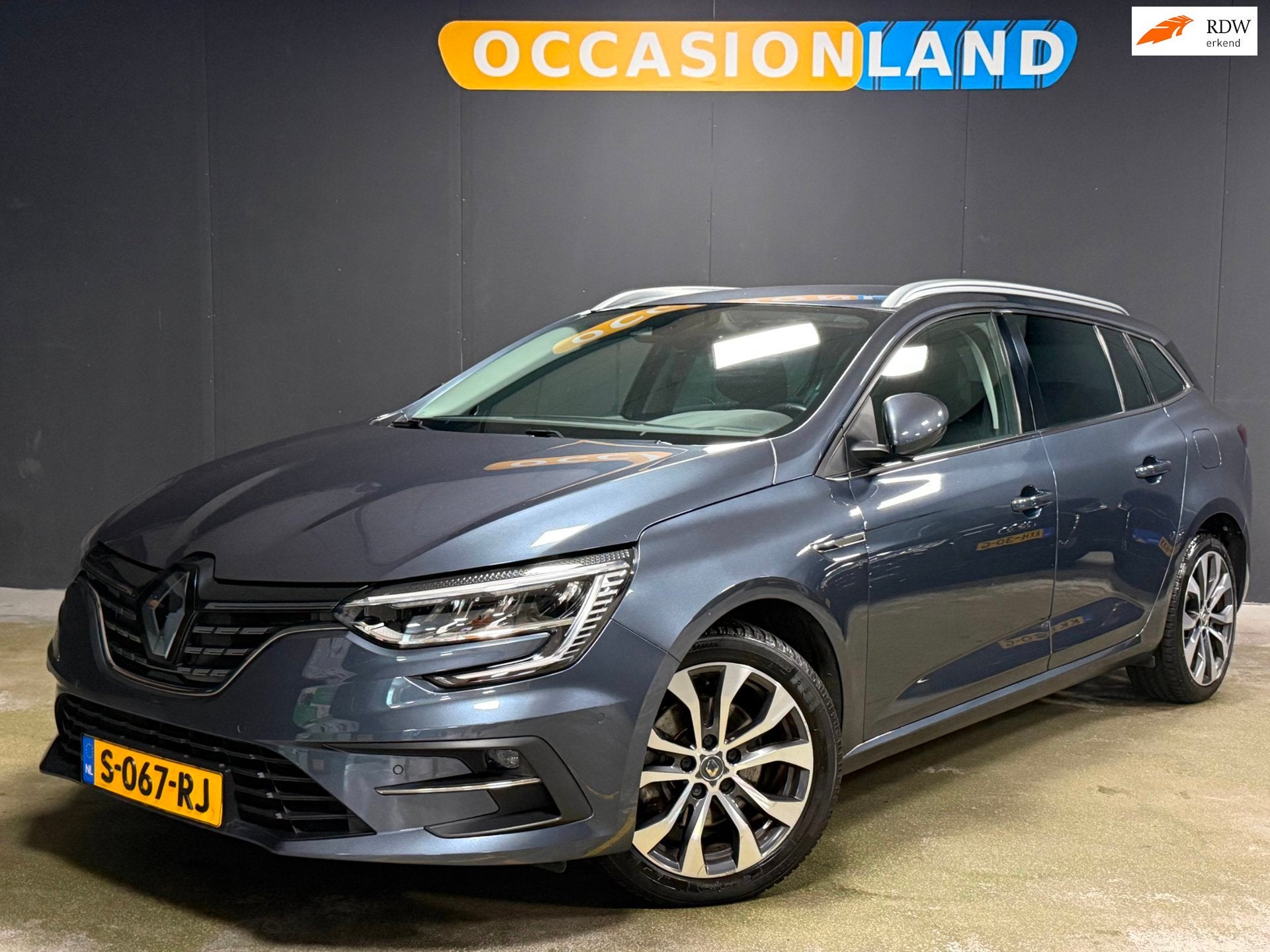 Renault Mégane Estate 1.6 E-Tech Plug-In Hybrid 160 Techno, 77 km/l, Gebruikt, 4 cilinders, 1573 kg