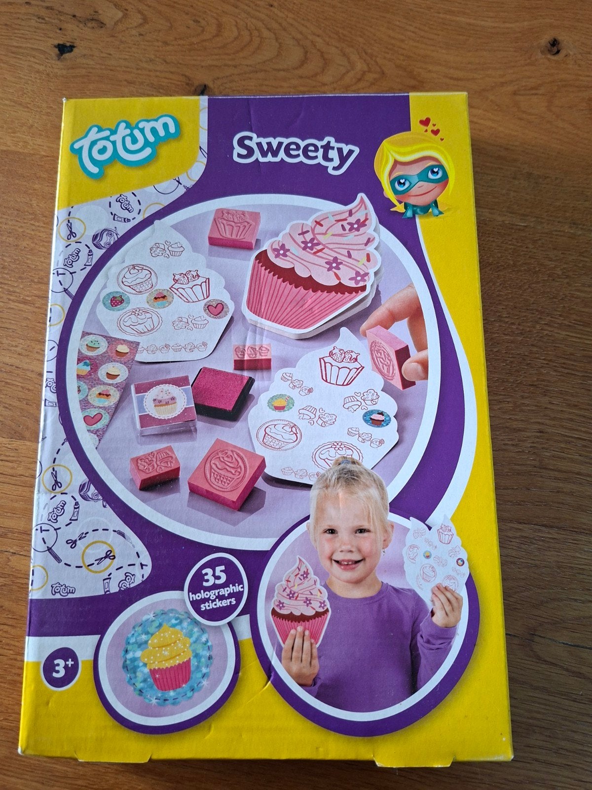 Totum Sweety Cupcake Stempelset - Nieuw in Doos, Overige thema's, Nieuw, Ophalen of Verzenden, Overige merken