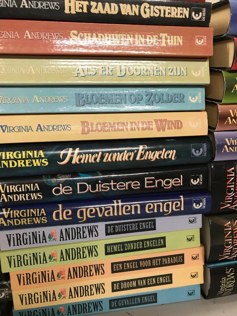 boeken en Omnibussen van Virginia Andrews Zie actuele lijst, Boeken, Ophalen of Verzenden, Gelezen, Virginia Andrews, Wereld overig