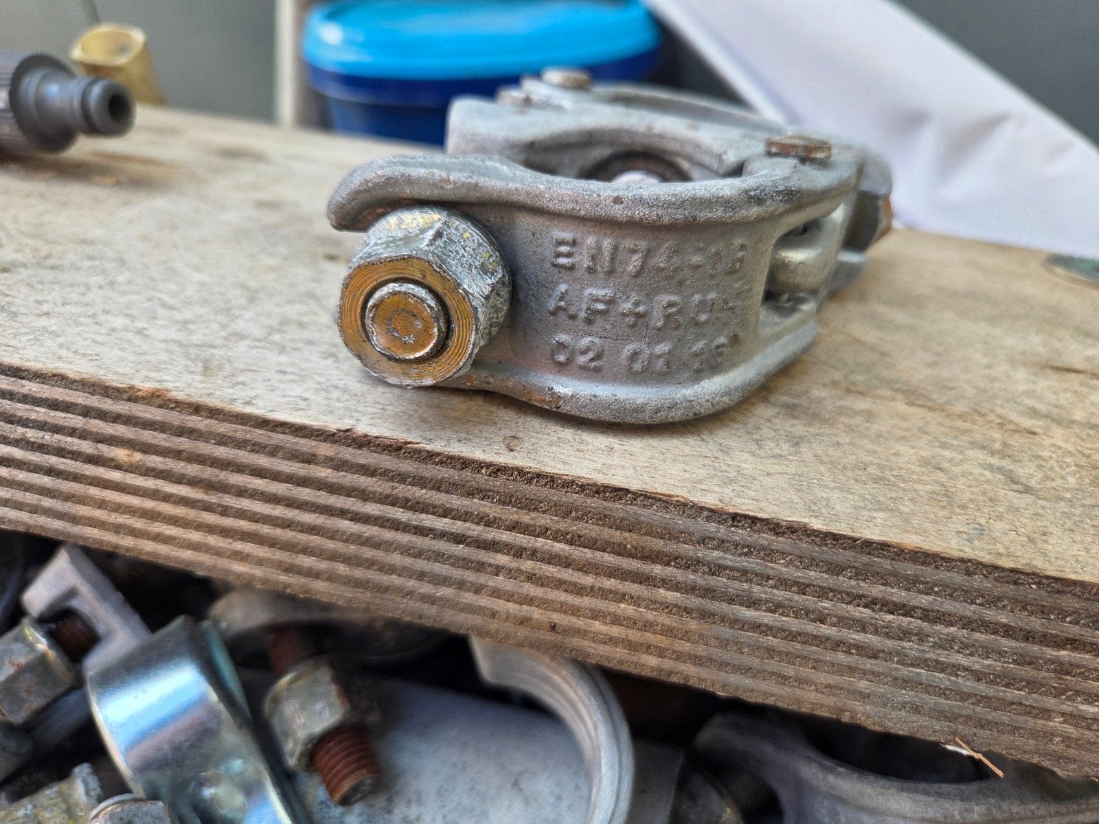 50 stuks steiger koppelingen, Ophalen of Verzenden, Overige typen, Minder dan 2 meter
