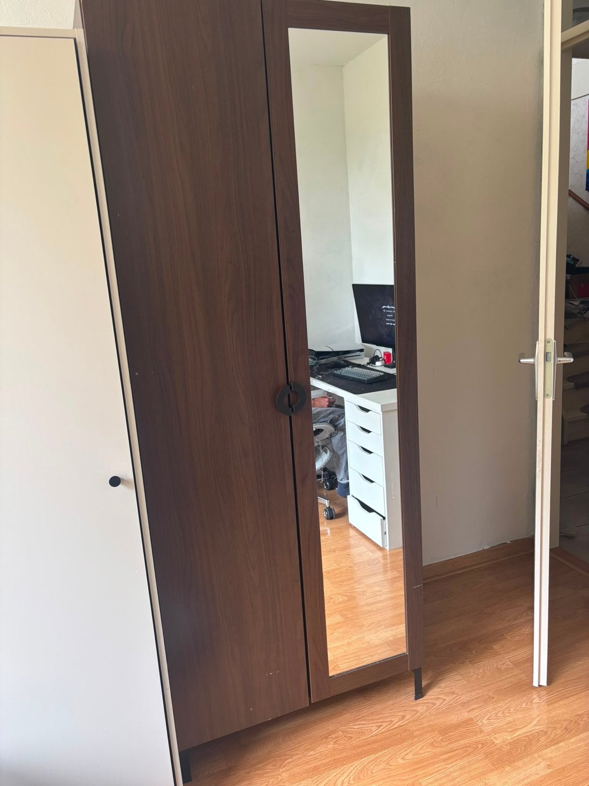 Kledingkast met spiegeldeur - Gratis, Ophalen, Gebruikt, 50 tot 100 cm, 150 tot 200 cm