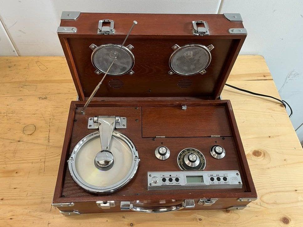Elta 2760 Retro-KofferCD -Player & Radio, Ophalen