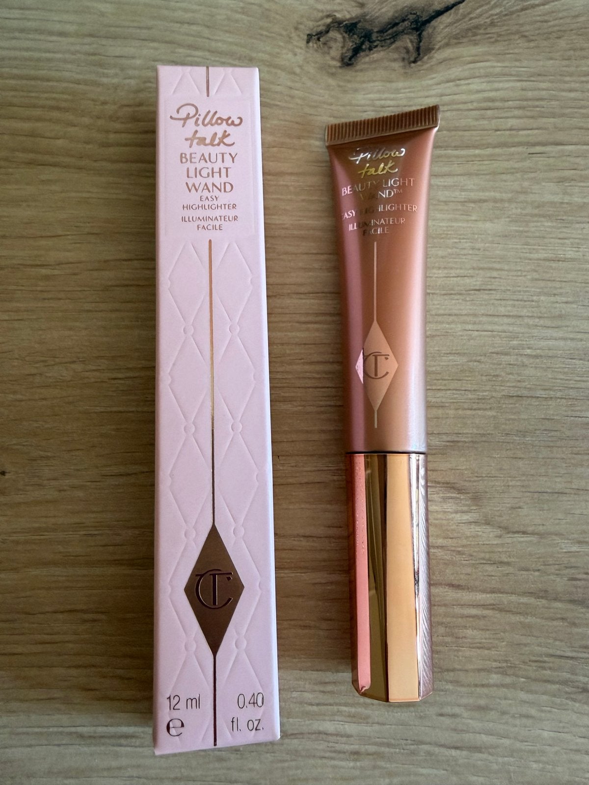 Charlotte Tilbury Beauty Light Wand Pillow Talk Medium, Sieraden, Tassen en Uiterlijk, Uiterlijk | Cosmetica en Make-up, Ophalen of Verzenden