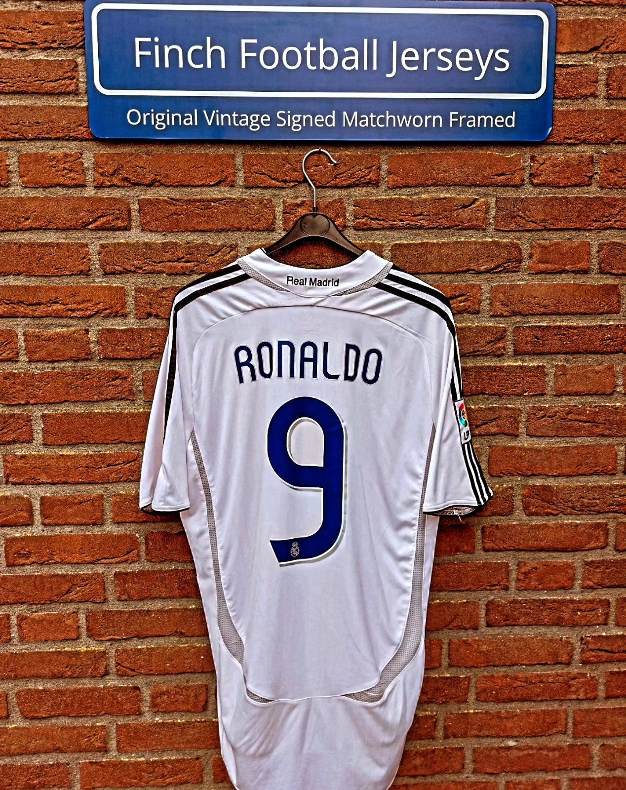 ORIGINAL VINTAGE REAL MADRID HOME 06/07 RONALDO 9 SIZE XL, Ophalen of Verzenden, Zo goed als nieuw, Buitenlandse clubs, Shirt