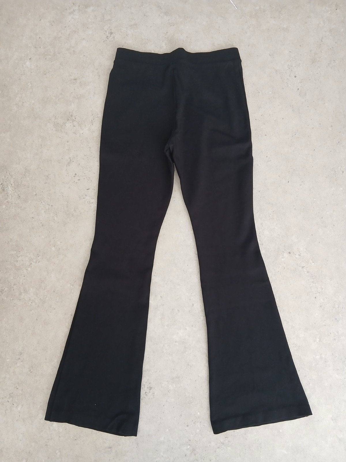 Zwarte flared broek/legging van HEMA, maat M, maat 38, Kleding | Dames, Broeken en Pantalons, Maat 38/40 (M), Zwart, Ophalen of Verzenden