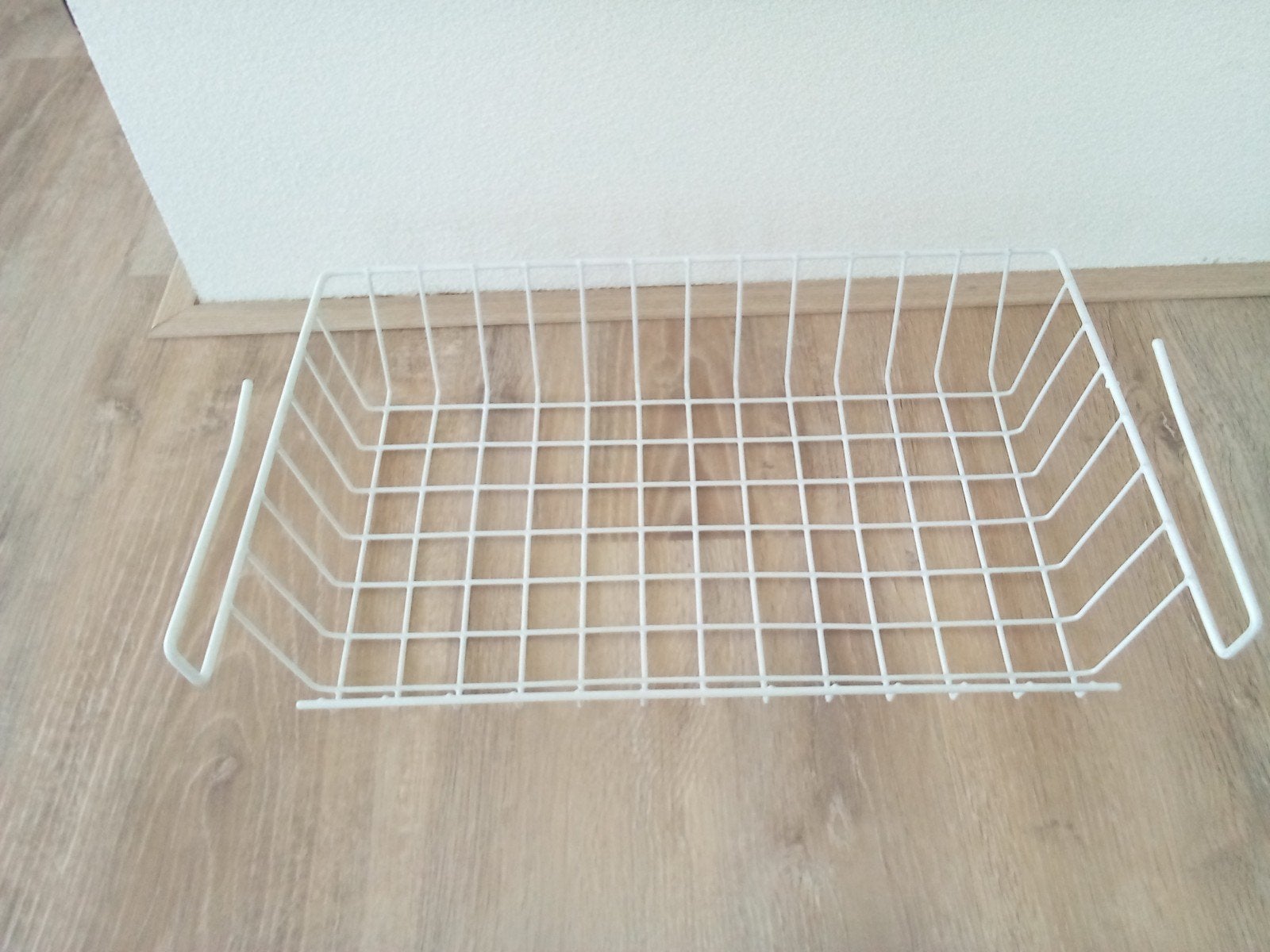 Opbergmandje (kast), Ophalen, Nieuw