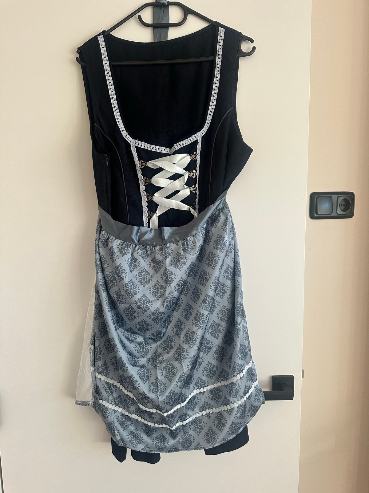 Dirndl jurk met schort - Maat XXL, Maat 38/40 (M), Nieuw, Boven de knie, Verzenden