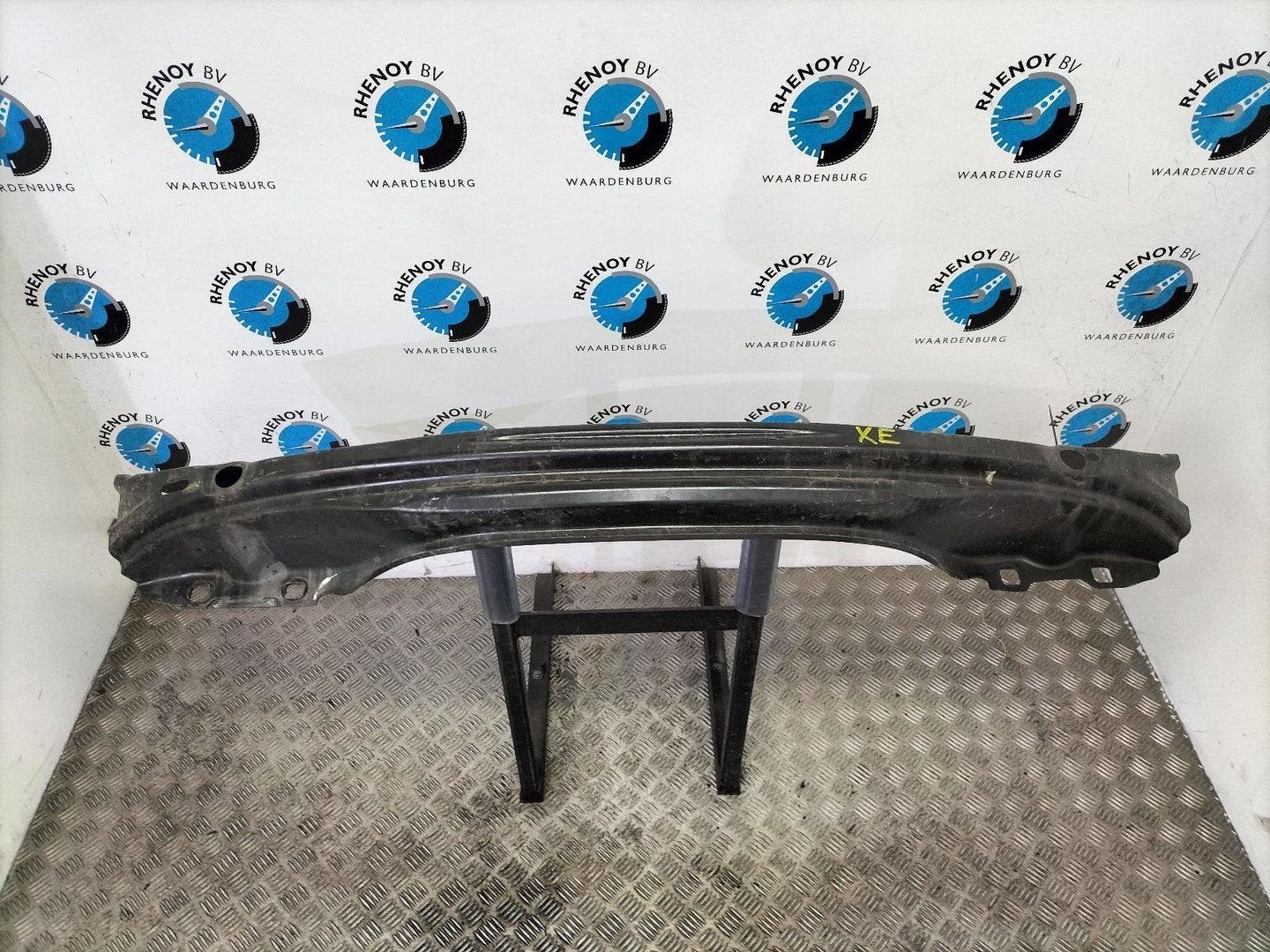 JAGUAR XE X760  BUMPERBALK ACHTER 2017, Ophalen of Verzenden, Gebruikt, Stiba lid