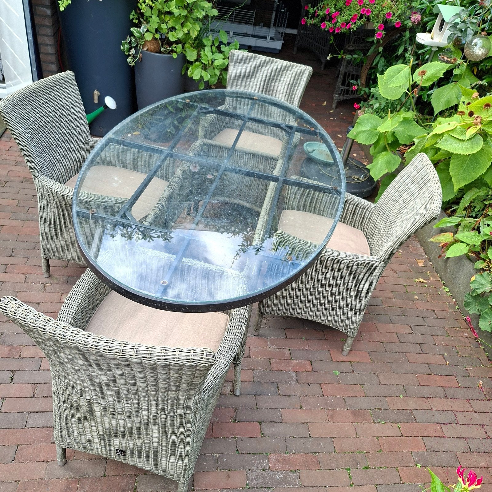 Ovale tuinset met glazen blad en 4 stoelen, Ophalen, 4 zitplaatsen, Kunststof, Gebruikt