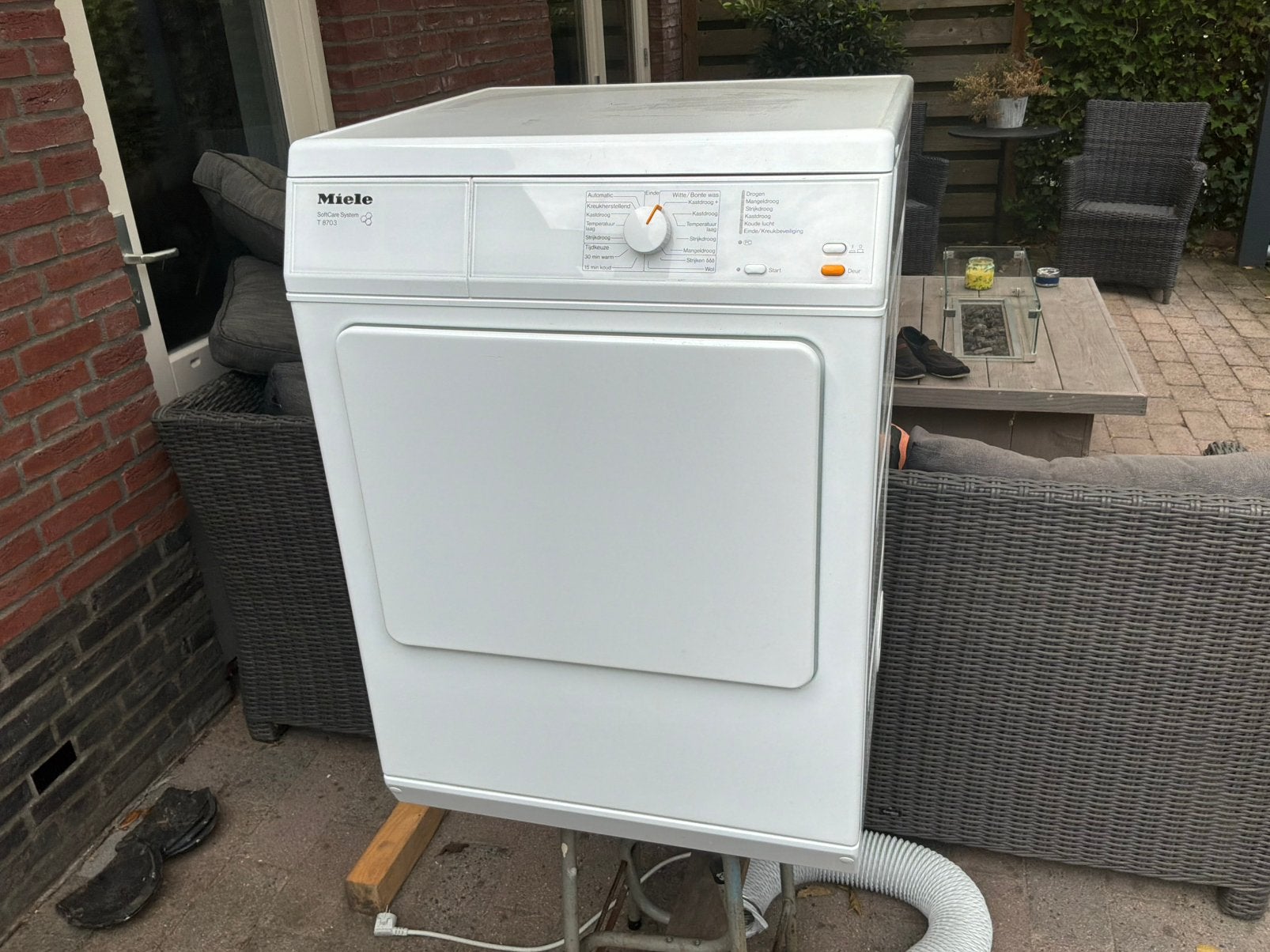 Te Koop: Miele soft care wasdroger met afvoer gereviseerd, Ophalen, Afvoer, Pvc, Zo goed als nieuw