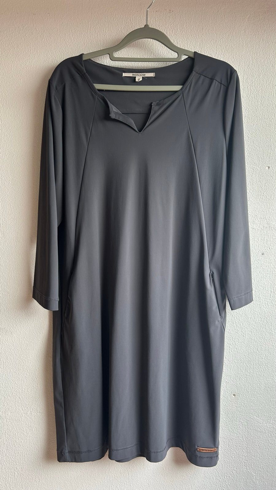 Moscow travelstof – tuniek  XL + legging L – antracietgrijs, Maat 42/44 (L), Ophalen of Verzenden, Zo goed als nieuw, Knielengte