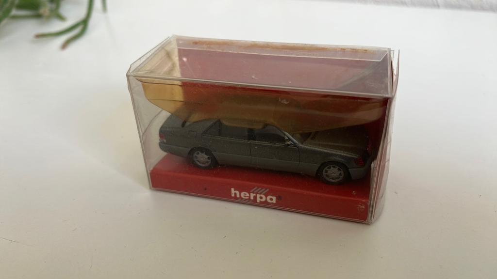 Herpa Mercedes-Benz S-Klasse W140 1:87 Grijs Modelauto, Ophalen of Verzenden, Zo goed als nieuw, Auto