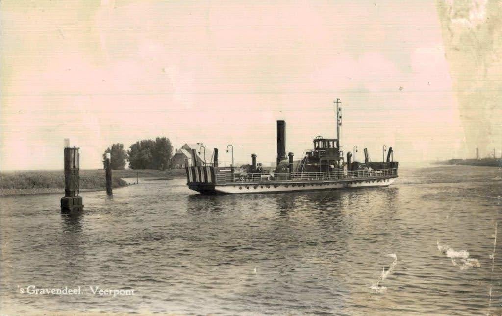 Oude ansichtkaart 's-Gravendeel Veerpont, Ophalen of Verzenden, Voor 1920, Ongelopen, Zuid-Holland